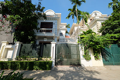 Bán Biệt thự căn góc dãy C4 Ciputra, 5pn, gần trường học hướng Đông Bắc