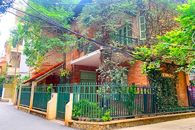 Bán biệt thự căn góc tuyệt đẹp, sân vườn, ô tô vào, đi bộ ra Hồ Tây 2 phút