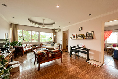 Bán căn góc tòa E5 Ciputra, 147m, 4pn, đồ cơ bản