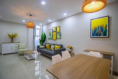 Bán căn hộ 114 m2 view sân golf tầng trung đủ nội thất