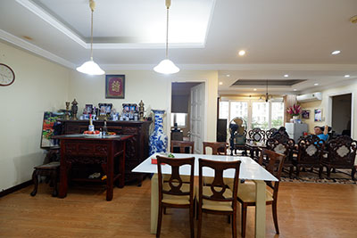 Bán căn hộ 149m, tòa G2 Ciputra, Hà Nội view Hồ Tây 