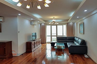 Bán căn hộ số 6 tòa P2, view sân golf, bể bơi, Ciputra Tây Hồ, Hà Nội