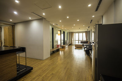 Bán căn hộ tầng trung P1 dt 145m2 Ciputra, Phú Thượng, Tây Hồ