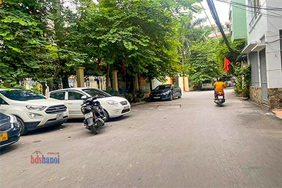 Bán đất  Xuân Diệu Tây Hồ Hà nội 3 mặt thoáng ô tô vào tận nơi mặt tiền 9.8m hậu 17m 