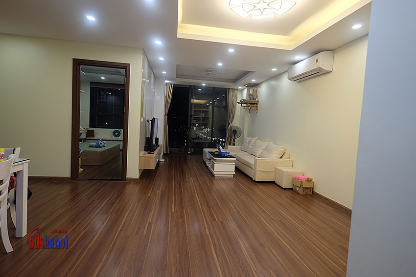 Bán gấp căn hộ căn góc 95m2 tòa nhà N01T3, Ngoại Giao Đoàn, Bắc Từ Liêm