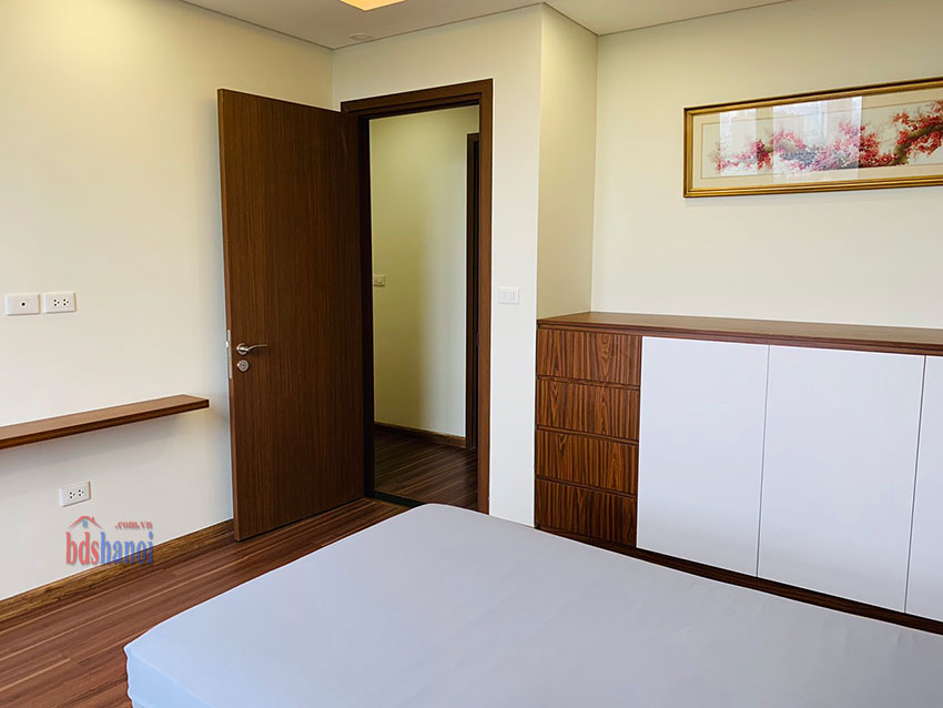 Bán gấp căn số 02 view hồ N01T5 - Lạc Hồng Lotus 1, Ngoại Giao Đoàn