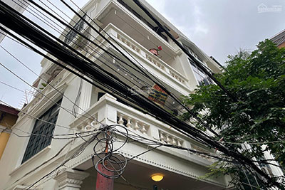 Bán nhà đẹp đường Đặng Thai Mai, mặt tiền rộng gần 10m, xây đẹp thoáng đãng