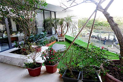 Bán nhà mặt Hồ Tây phố Yên Hoa, 6 tầng siêu hiện đại, MT rộng 10m, view đẹp cần bán tại Tây Hồ