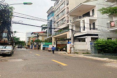 Bán nhà mặt phố Tây Hồ, MT siêu rộng 10m, căn góc 135m2, siêu hiếm