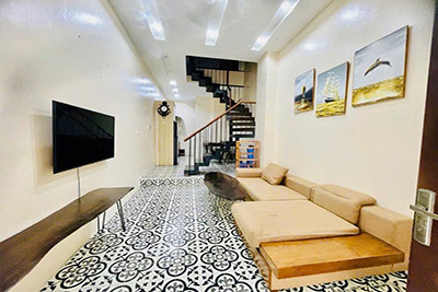 Bán nhà phố Tứ Liên, Tây Hồ 40m2 x 5 tầng, sổ đỏ chính chủ, giá tốt