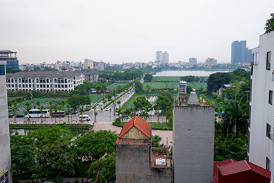 Bán toà căn hộ 59m x 7 tầng,thang máy, trong ngõ Phố đi bộ Trịnh Công Sơn giá đầu tư