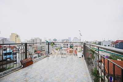 Bán tòa căn hộ 60m x 7 tầng thang máy,ngõ 337 âu cơ 11 căn hộ cho thuê