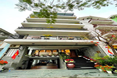 Bán tòa căn hộ cao cấp 7 tầng, 200m2 vị trí đẹp phố Trịnh Công Sơn, Tây Hồ