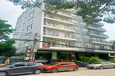 Bán tòa căn hộ mặt hồ Tây, Quảng An 8 tầng thang máy, ô tô vỉa hè công viên trước nhà