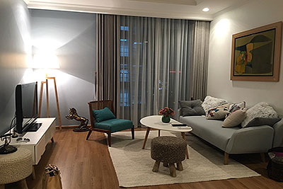 Cần bán căn hộ 2PN tầng cao chung cư Vinhomes Nguyễn Chí Thanh