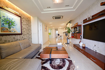 Cần bán căn hộ view Golf, tòa P2 Ciputra, dt 145m, 3pn, 2wc