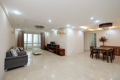 Căn hộ 182m, tòa P2, view sân golf 4 phòng ngủ 