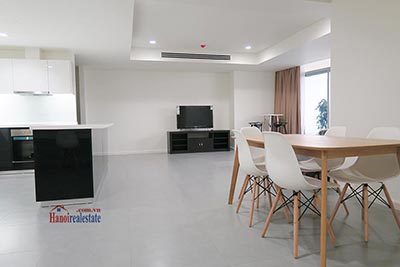 Căn hộ cao cấp ven Hồ Tây, 3PN đủ đồ tòa Waternark Lạc Long Quân