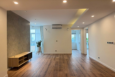 Chính chủ bán hoặc cho thuê căn hộ 123m, sửa mới tòa E1 Ciputra