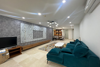 Chính chủ gửi bán căn hộ 145m  tòa P1, P2 View sân golf Ciputra