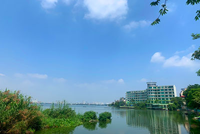 Hot- bán nhà mặt Hồ Tây mặt phố Yên Hoa gần đường Thanh Niên, vị trí tuyệt đẹp